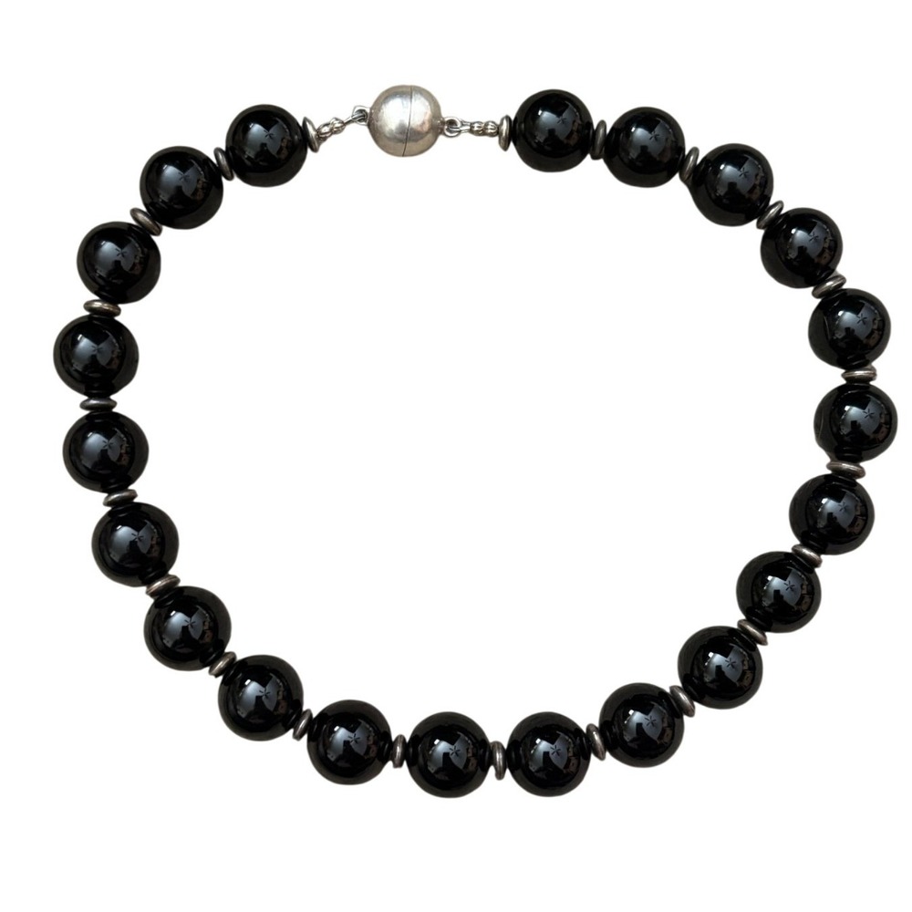 Black Glass Bead Princess Length Necklace Silver Tone Magnetic Clasp 17.5"‎
